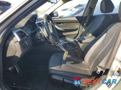 Zdjęcie 7 z 13 samochodu: 2017 BMW 320 XI VIN:WBA8A3C51HK691397 - miniatura