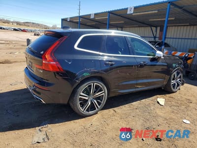 Trzecie zdjęcie samochodu z tyłu: 2019 VOLVO XC60 T6 R-DESIGN VIN:YV4A22RM4K1378784 - miniatura