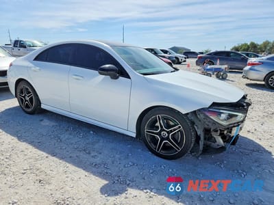 Czwarte zdjęcie samochodu z boku: 2020 MERCEDES-BENZ CLA 250 4MATIC VIN:WDD5J4HB3LN036651 - miniatura