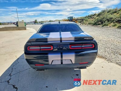 Zdjęcie 6 z 12 samochodu: 2015 DODGE CHALLENGER SRT 392 VIN:2C3CDZDJ9FH905869 - miniatura