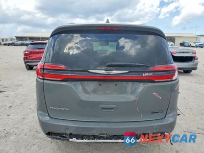 Zdjęcie 6 z 13 samochodu: 2022 CHRYSLER PACIFICA TOURING L VIN:2C4RC1BG7NR106683 - miniatura