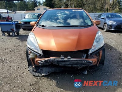 Piąte zdjęcie samochodu w środku: 2010 HONDA FIT SPORT VIN:JHMGE8G40AS013763 - miniatura