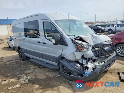 Czwarte zdjęcie samochodu z boku: 2022 FORD TRANSIT T-150 VIN:1FTYE1DG6NKA60460 - miniatura