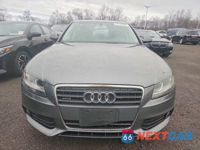 Piąte zdjęcie samochodu w środku: 2012 AUDI A4 PREMIUM VIN:WAUBFAFLXCN015477 - miniatura