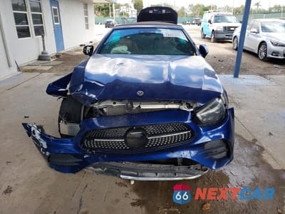 Piąte zdjęcie samochodu w środku: 2021 MERCEDES-BENZ E 450 VIN:W1K1K5JB3MF164606 - miniatura