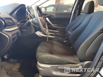 Zdjęcie 7 z 12 samochodu: 2023 MITSUBISHI ECLIPSE CROSS LE VIN:JA4ATVAA8PZ003972 - miniatura