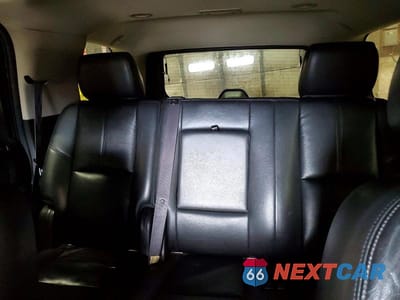 Zdjęcie 10 z 13 samochodu: 2014 CHEVROLET TAHOE K1500 LT VIN:1GNSKBE02ER247201 - miniatura