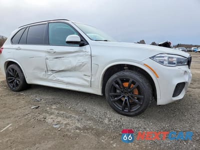 Czwarte zdjęcie samochodu z boku: 2017 BMW X5 XDRIVE35I VIN:5UXKR0C38H0V82539 - miniatura