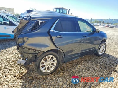 Trzecie zdjęcie samochodu z tyłu: 2020 CHEVROLET EQUINOX LT VIN:2GNAXUEV4L6141295 - miniatura