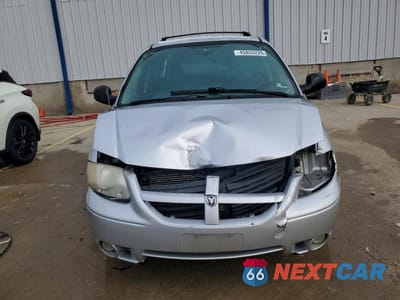 Piąte zdjęcie samochodu w środku: 2006 DODGE GRAND CARAVAN SXT VIN:2D4GP44LX6R791872 - miniatura
