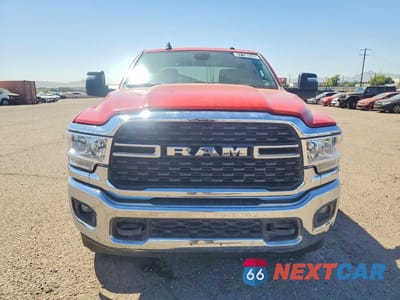 Piąte zdjęcie samochodu w środku: 2024 RAM 2500 BIG HORN VIN:3C6UR5DJ9RG413204 - miniatura