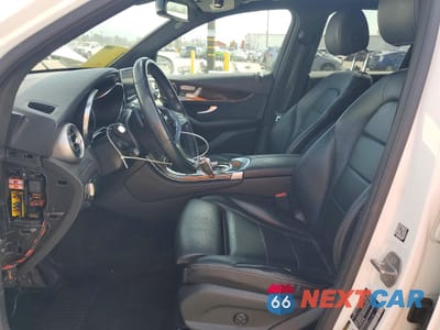 Zdjęcie 7 z 14 samochodu: 2018 MERCEDES-BENZ GLC 300 VIN:WDC0G4JB9JV032785 - miniatura