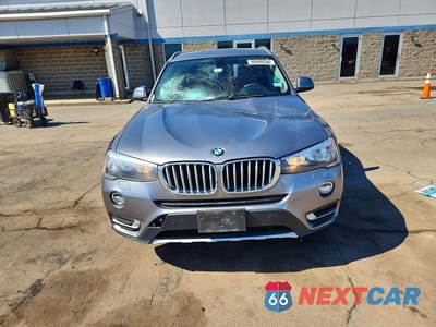 Piąte zdjęcie samochodu w środku: 2015 BMW X3 XDRIVE28I VIN:5UXWX9C50F0D50546 - miniatura