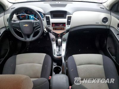 Zdjęcie 8 z 13 samochodu: 2012 CHEVROLET CRUZE LS VIN:1G1PC5SH9C7389134 - miniatura