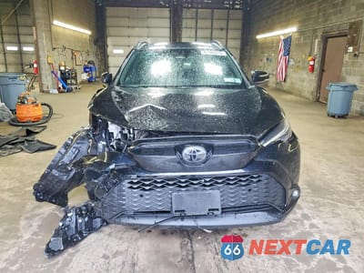 Piąte zdjęcie samochodu w środku: 2023 TOYOTA COROLLA CROSS HYBRID XSE VIN:7MUFBABG9PV010494 - miniatura