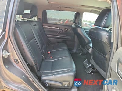 Zdjęcie 11 z 12 samochodu: 2018 TOYOTA HIGHLANDER LIMITED PLATINUM VIN:5TDDZRFH8JS847081 - miniatura