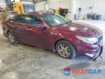 Czwarte zdjęcie samochodu z boku: 2017 KIA OPTIMA LX VIN:5XXGT4L32HG164640 - miniatura