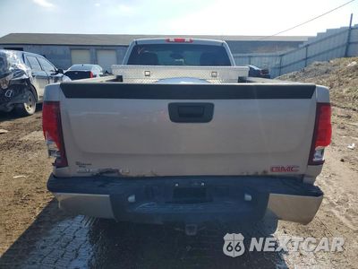 Zdjęcie 6 z 11 samochodu: 2008 GMC SIERRA VIN:1GTEC14X88Z102910 - miniatura
