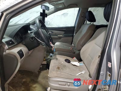 Zdjęcie 7 z 12 samochodu: 2017 HONDA ODYSSEY LX VIN:5FNRL5H27HB001628 - miniatura