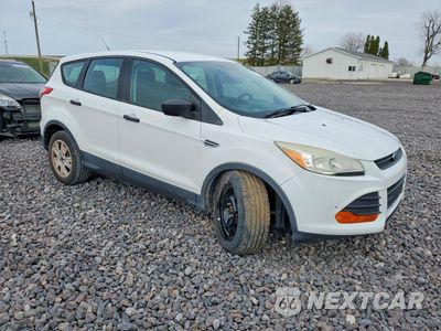 Czwarte zdjęcie samochodu z boku: 2015 FORD ESCAPE S VIN:1FMCU0F76FUC65640 - miniatura