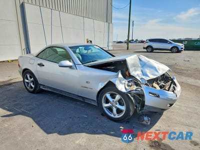 Czwarte zdjęcie samochodu z boku: 1999 MERCEDES-BENZ SLK 230 KOMPRESSOR VIN:WDBKK47F9XF101449 - miniatura