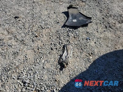 Zdjęcie 12 z 12 samochodu: 2004 TOYOTA COROLLA LE VIN:JTDBR32E742030874 - miniatura