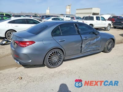 Trzecie zdjęcie samochodu z tyłu: 2023 MERCEDES-BENZ C 300 4MATIC VIN:W1KAF4HB8PR081681 - miniatura