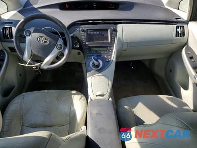 Zdjęcie 8 z 12 samochodu: 2010 TOYOTA PRIUS IV VIN:JTDKN3DU8A0040983 - miniatura