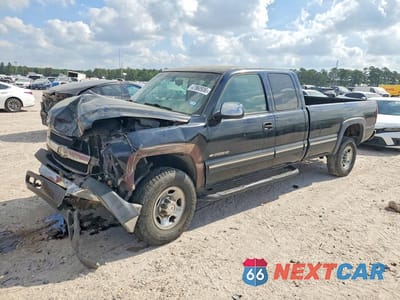 2001 CHEVROLET SILVERADO C2500 HEAVY DUTY 1GCHC29U61E304756 - główne zdjęcie licytacji z USA - miniatura