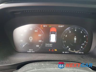 Zdjęcie 9 z 13 samochodu: 2019 VOLVO XC40 T5 R-DESIGN VIN:YV4162UM7K2068554 - miniatura