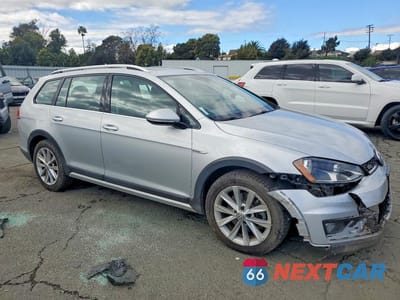 Czwarte zdjęcie samochodu z boku: 2017 VOLKSWAGEN GOLF ALLTRACK S VIN:3VWH17AU7HM536850 - miniatura