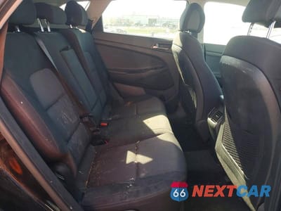 Zdjęcie 11 z 13 samochodu: 2017 HYUNDAI TUCSON VALUE VIN:KM8J33A26HU549263 - miniatura