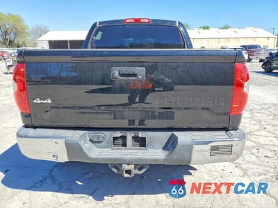 Zdjęcie 6 z 11 samochodu: 2014 TOYOTA TUNDRA SR5 VIN:5TFDW5F14EX350601 - miniatura