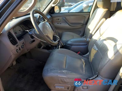 Zdjęcie 7 z 12 samochodu: 2003 TOYOTA SEQUOIA SR5 VIN:5TDBT44A23S155435 - miniatura