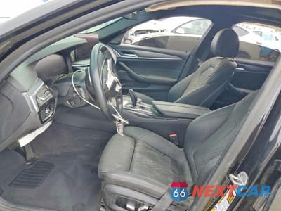 Zdjęcie 7 z 12 samochodu: 2022 BMW 530E VIN:WBA13AG07NCK52211 - miniatura