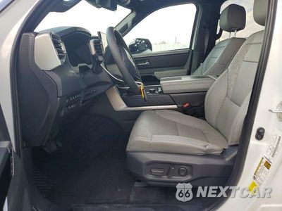 Zdjęcie 7 z 14 samochodu: 2025 TOYOTA SEQUOIA LIMITED VIN:7SVAAABA0SX054718 - miniatura