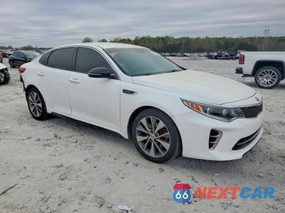 Czwarte zdjęcie samochodu z boku: 2017 KIA OPTIMA SX TURBO VIN:5XXGW4L24HG146218 - miniatura