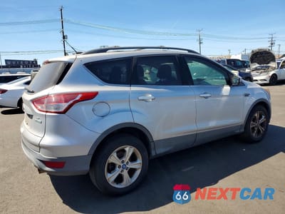 Trzecie zdjęcie samochodu z tyłu: 2013 FORD ESCAPE SE VIN:1FMCU0GX5DUB17829 - miniatura