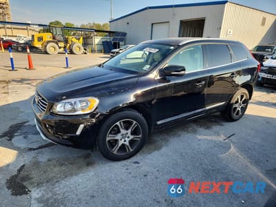 2015 VOLVO XC60 T6 PREMIER YV449MDK4F2649319 - główne zdjęcie licytacji z USA - miniatura