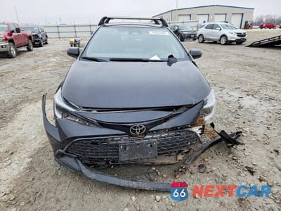 Piąte zdjęcie samochodu w środku: 2023 TOYOTA COROLLA HATCHBACK SE VIN:JTND4MBE1P3204459 - miniatura