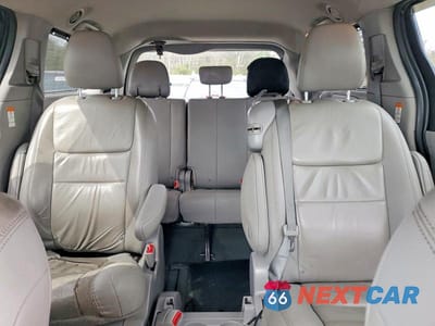 Zdjęcie 10 z 12 samochodu: 2020 TOYOTA SIENNA XLE 8-PASSENGER VIN:5TDYZ3DC9LS062075 - miniatura