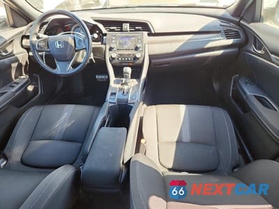 Zdjęcie 8 z 11 samochodu: 2017 HONDA CIVIC SPORT VIN:SHHFK7H4XHU422695 - miniatura