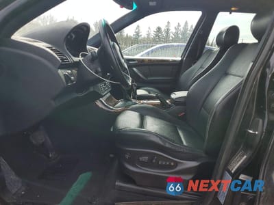 Zdjęcie 7 z 13 samochodu: 2005 BMW X5 4.4I VIN:5UXFB53505LV17716 - miniatura