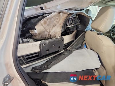 Zdjęcie 10 z 12 samochodu: 2019 FORD ESCAPE TITANIUM VIN:1FMCU9J95KUA76002 - miniatura