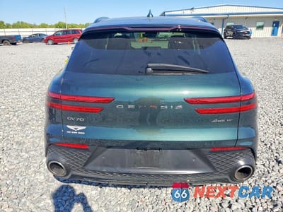 Zdjęcie 6 z 11 samochodu: 2023 GENESIS GV70 3.5T SPORT VIN:KMUMCDTC0PU130768 - miniatura