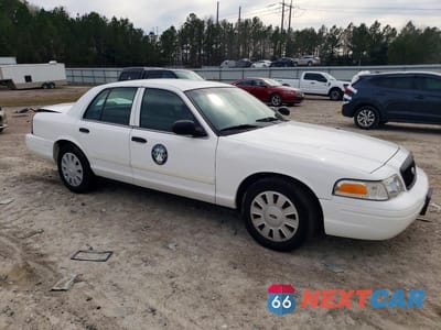 Czwarte zdjęcie samochodu z boku: 2009 FORD CROWN VICTORIA POLICE INTERCEPTOR VIN:2FAHP71V89X126113 - miniatura