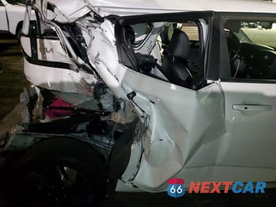 Zdjęcie 11 z 14 samochodu: 2024 KIA SOUL GT-LINE VIN:KNDJ53AU7R7897623 - miniatura