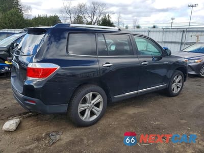 Trzecie zdjęcie samochodu z tyłu: 2013 TOYOTA HIGHLANDER LIMITED VIN:5TDDK3EH3DS253974 - miniatura