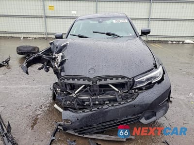 Piąte zdjęcie samochodu w środku: 2019 BMW 330XI VIN:WBA5R7C57KFH15398 - miniatura