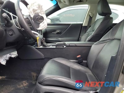 Zdjęcie 7 z 11 samochodu: 2020 LEXUS ES 300H BASE VIN:58AD21B11LU011596 - miniatura